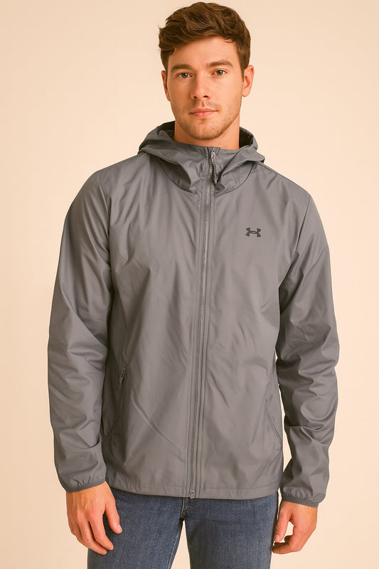 Rompevientos Under Armour con Capucha