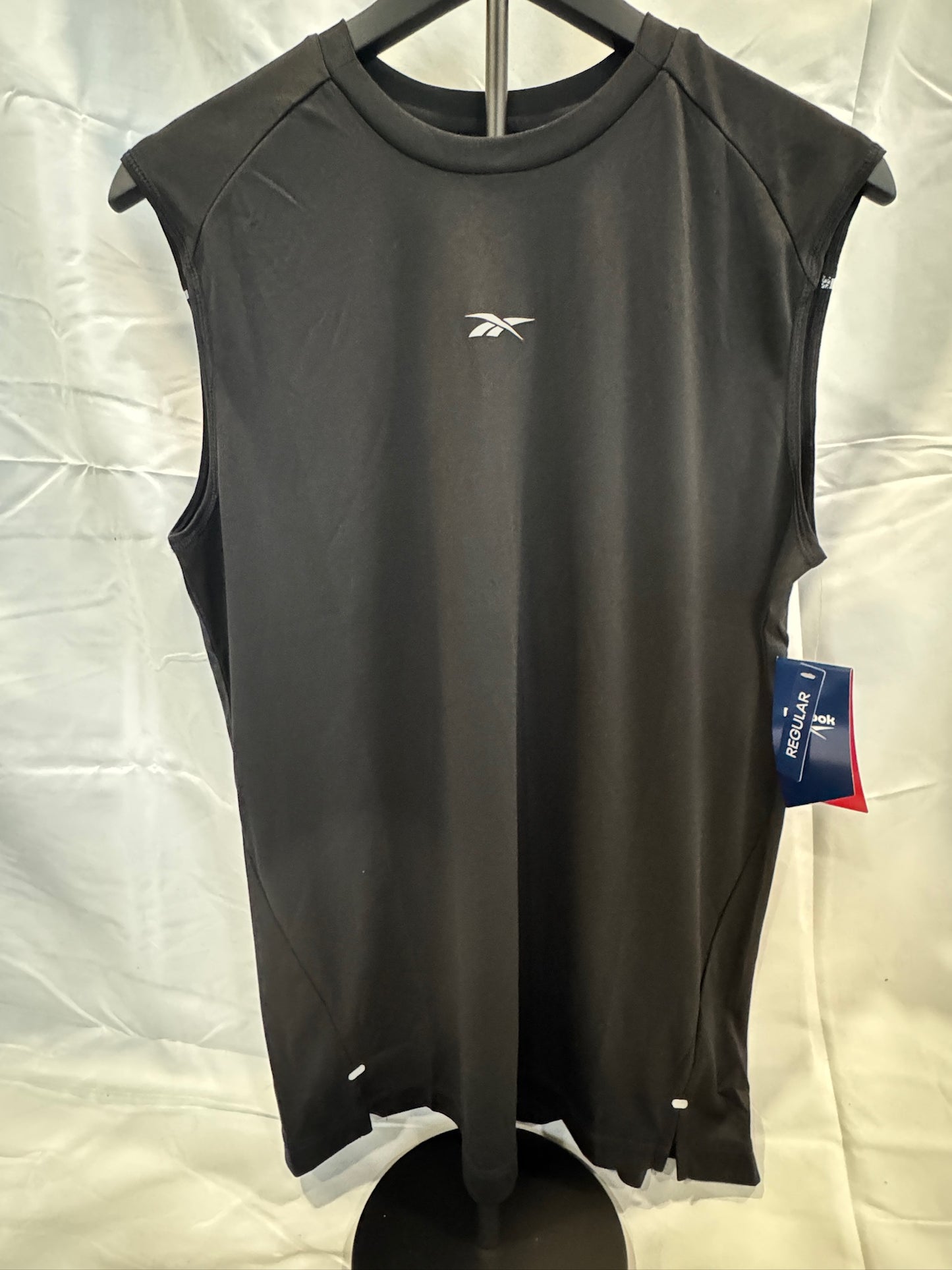 Playera sin Mangas Reebok Negra Hombre