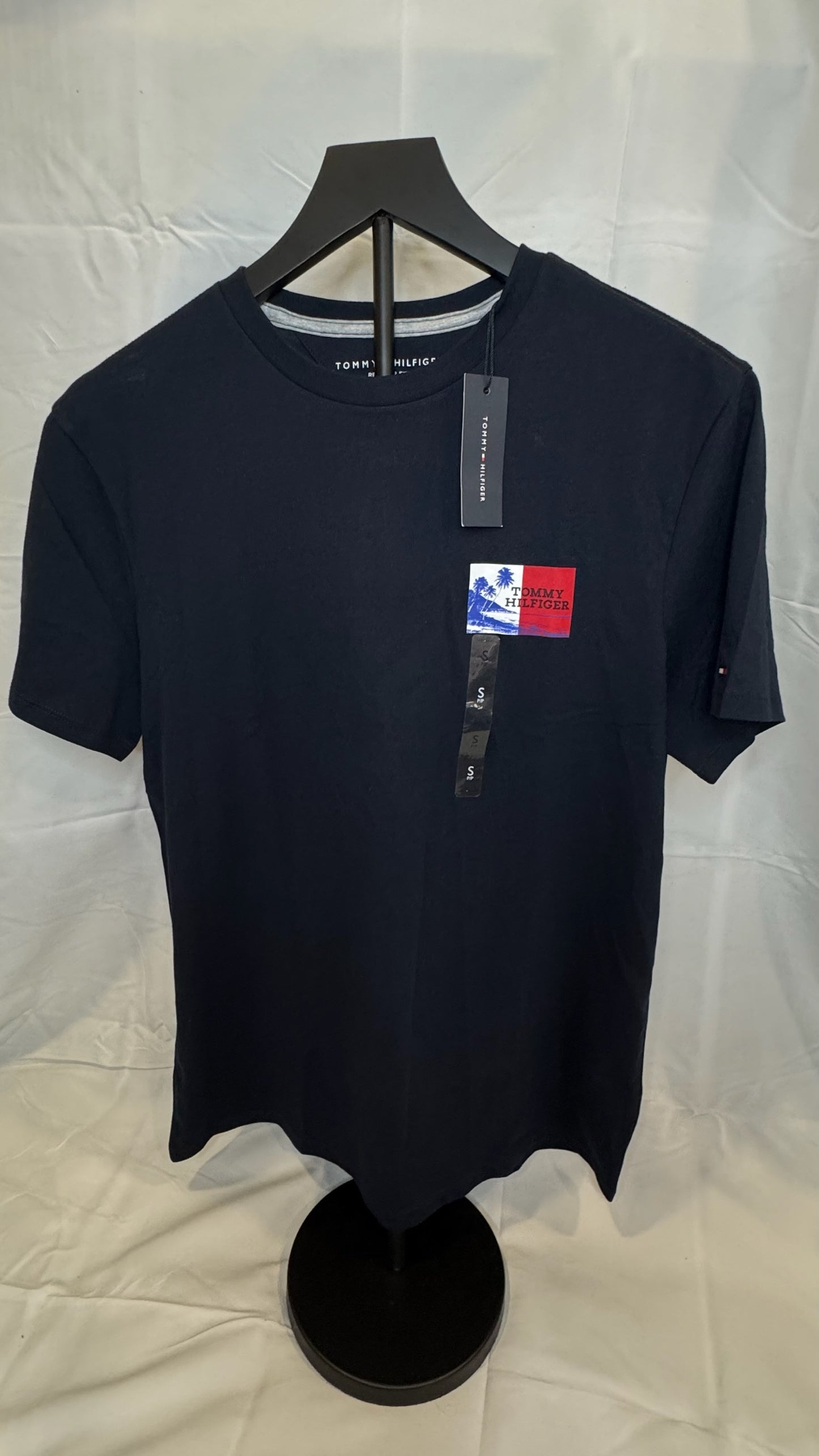 Playera Tommy Hilfiger Negra Estampado Doble