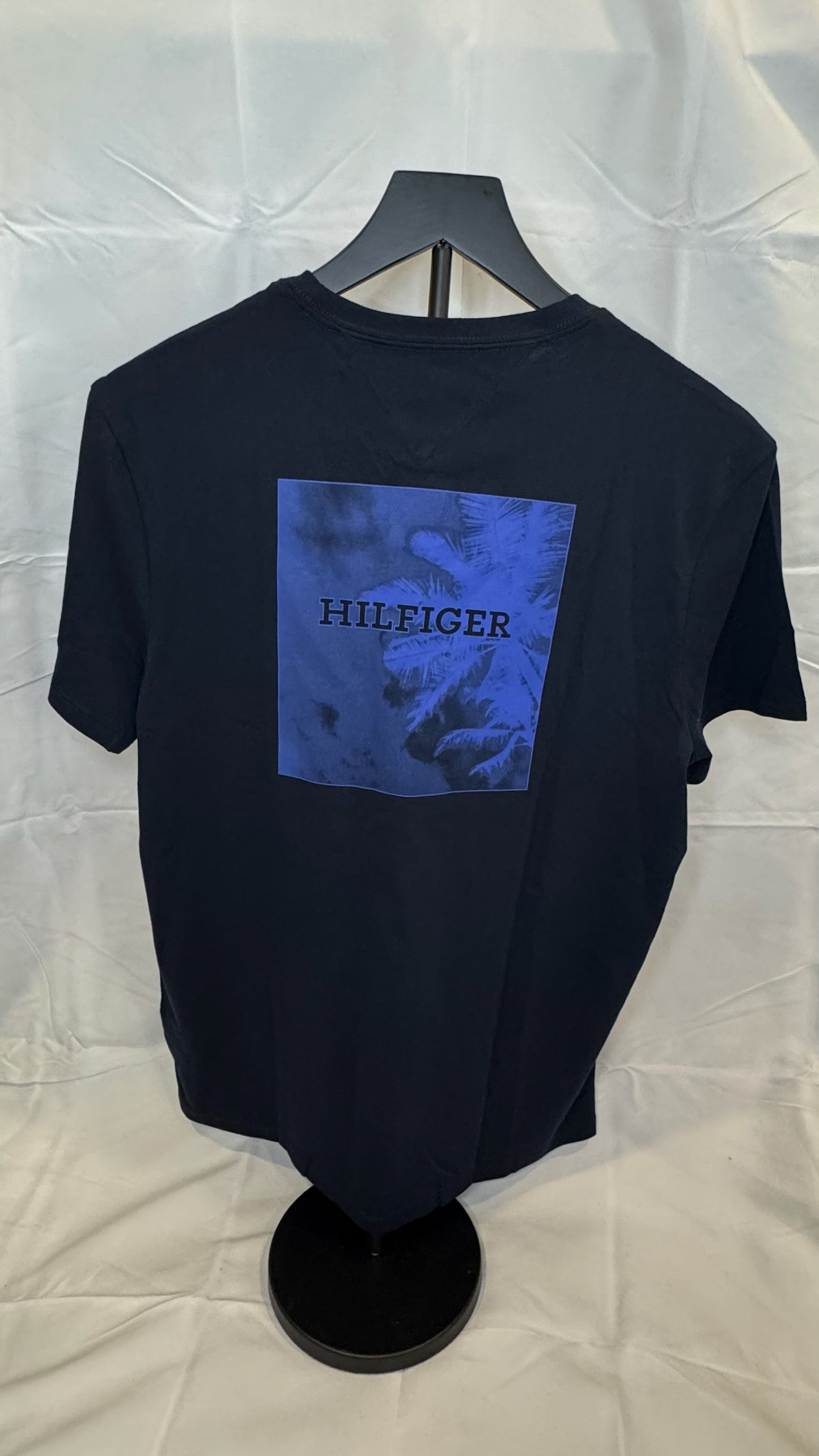 Playera Tommy Hilfiger Negra Estampado Doble