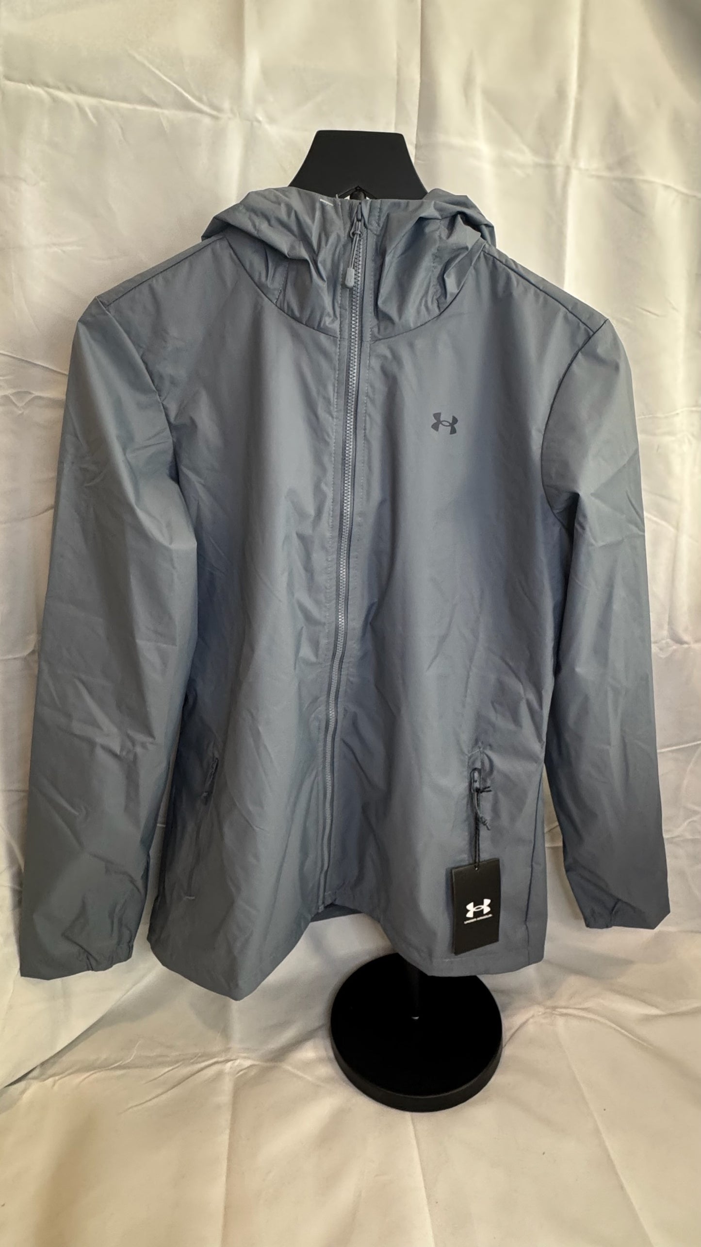 Rompevientos Under Armour con Capucha