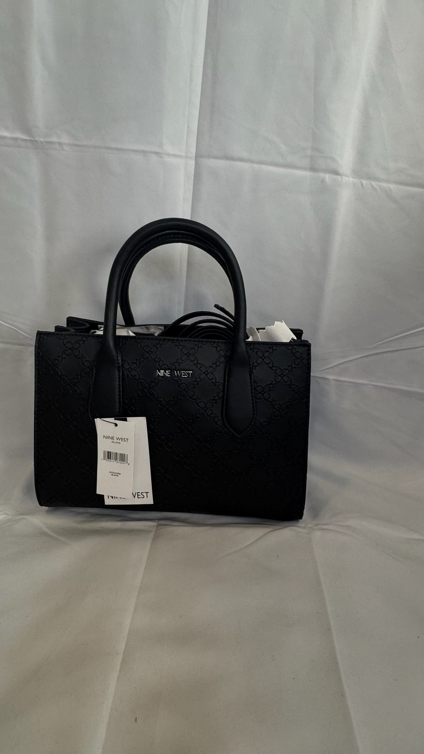 Bolso Tote Nine West con Monograma Elegante
